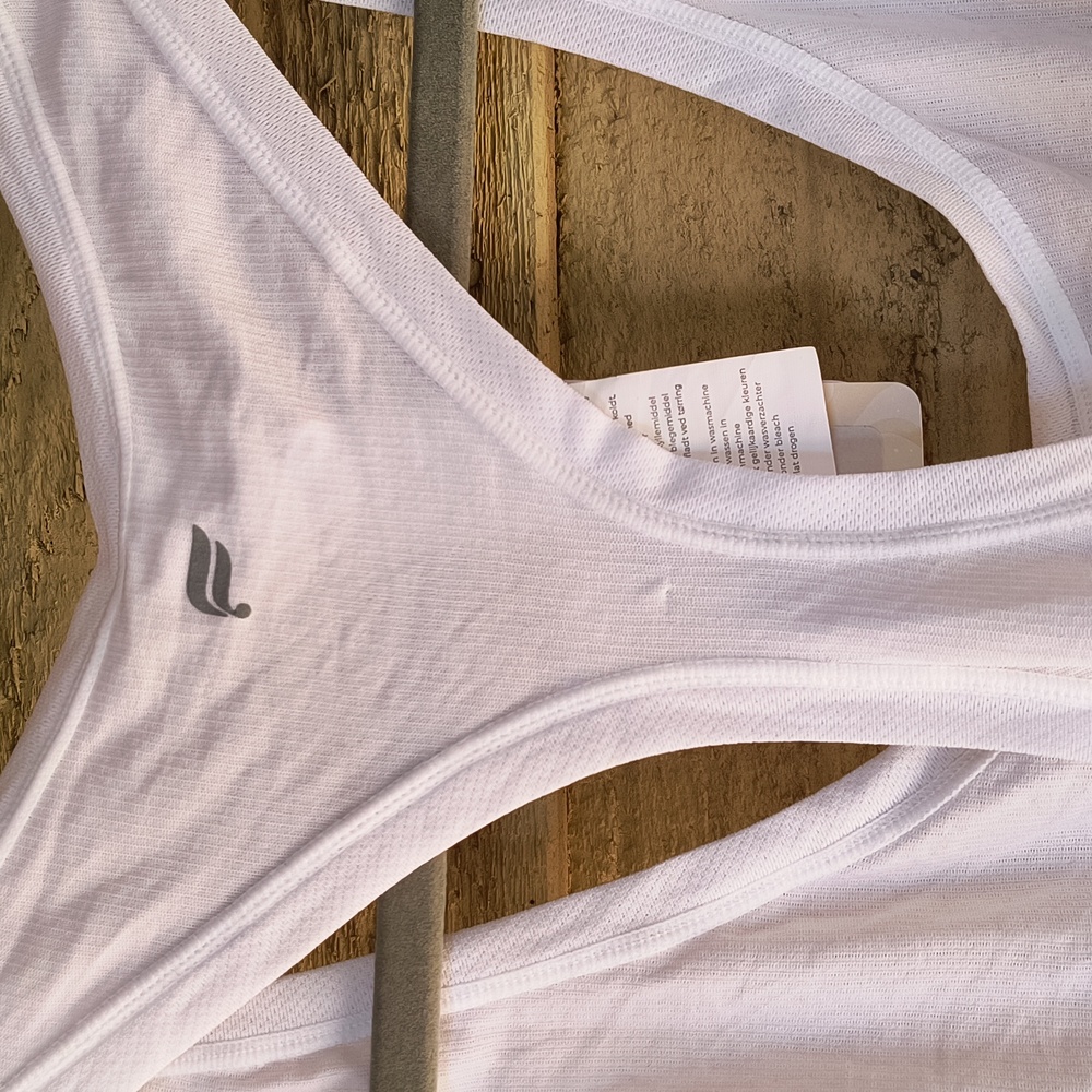 Fabletics Performance Seamless Racerback Tank - Picture 7 of 7